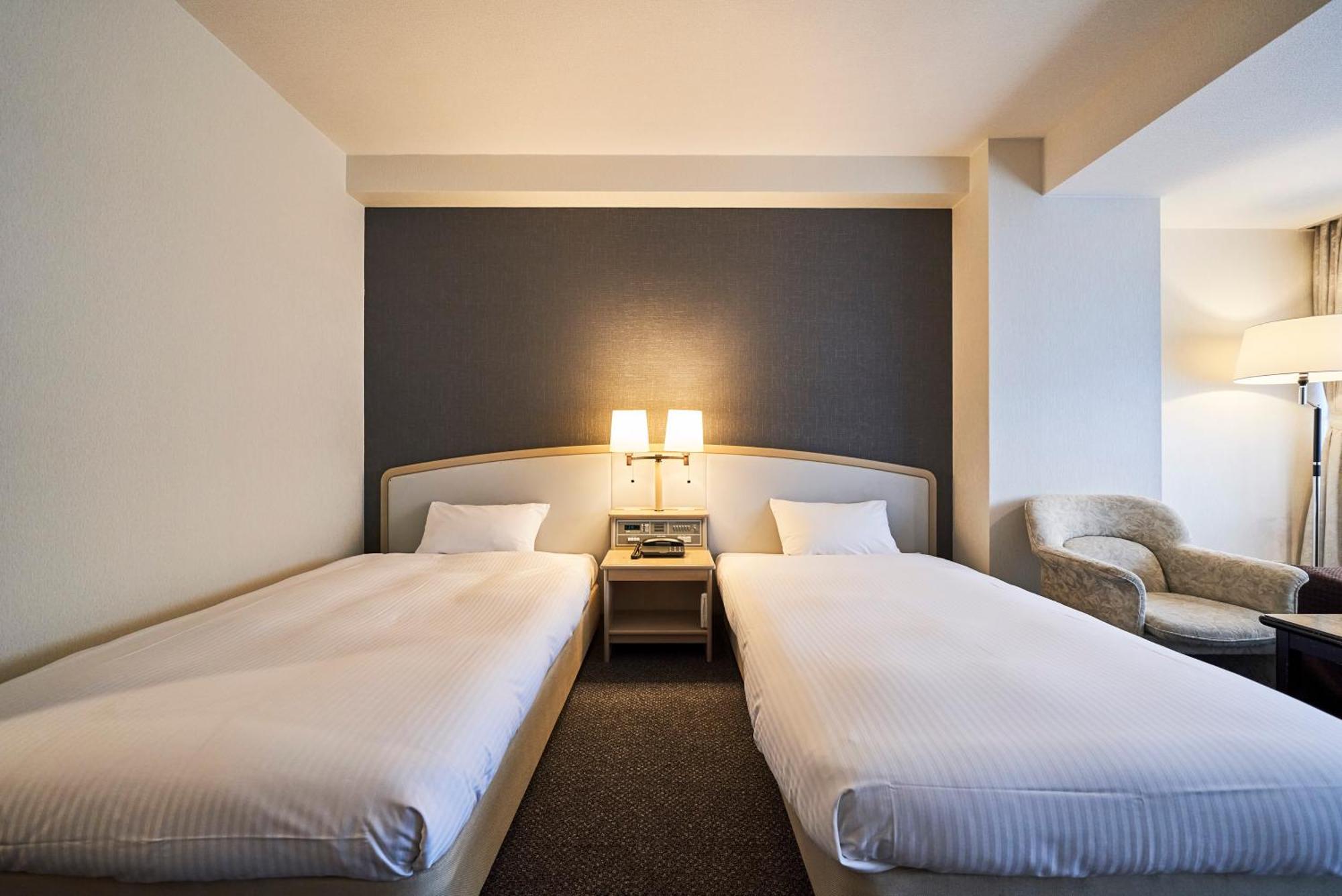 Katsuyama New Hotel Екстериор снимка
