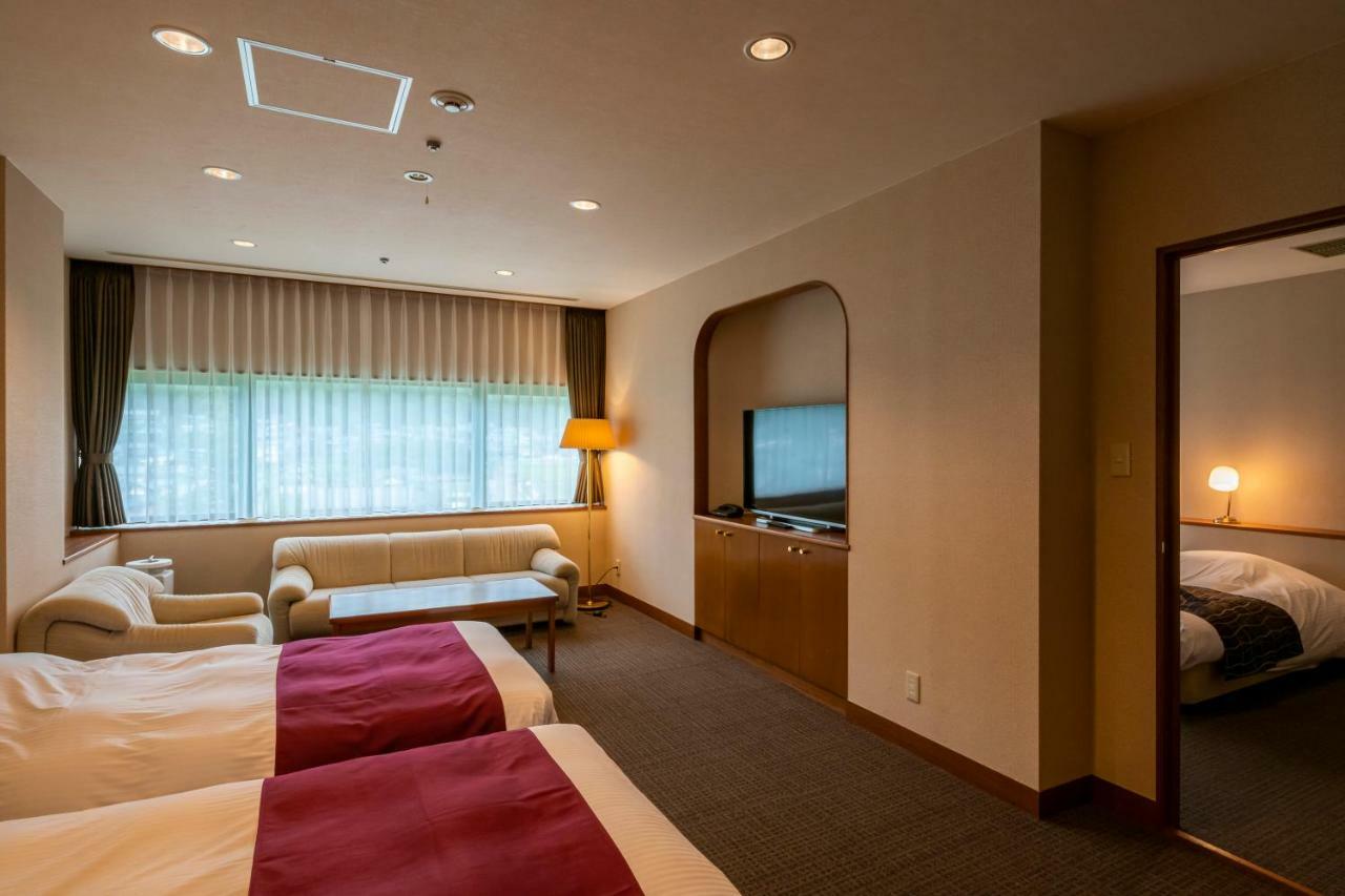 Katsuyama New Hotel Екстериор снимка